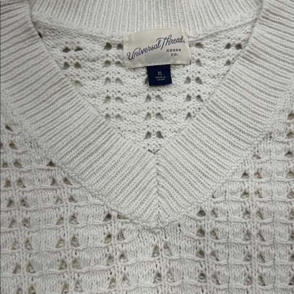 Openwork V-Neck Pullover Sweater - Cream XL - Picture 3 of 5